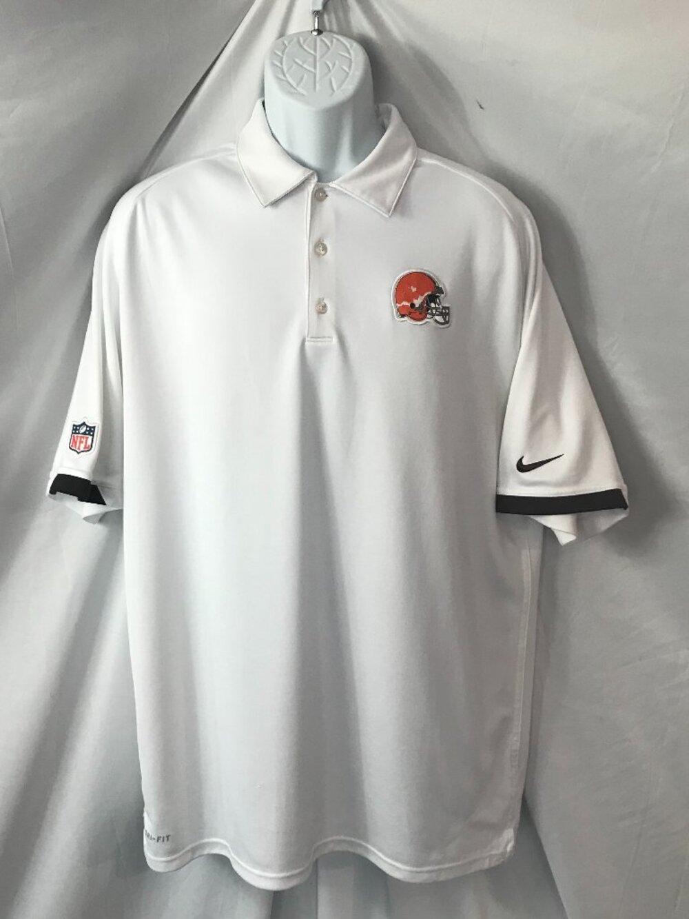 Nike Cleveland Browns NFL Activewear Athletic Sport Cut Polo Shirt